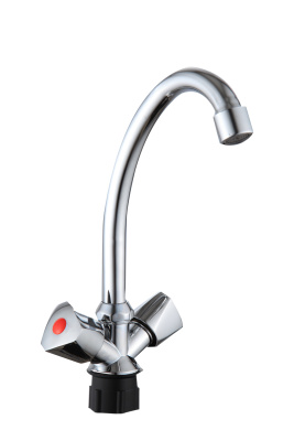 Смеситель для кухни AQUATTRO Q01-1550 двуруч,выс изл12 см,гайк,руч пласт,б/подвод [2/20]